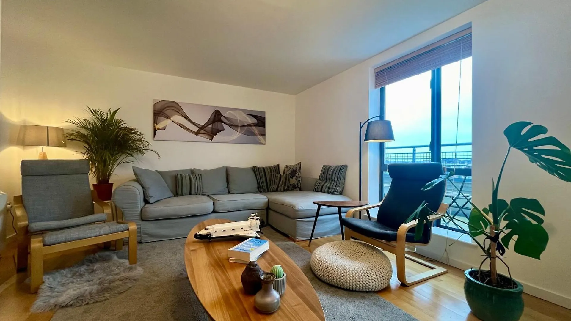 Exclusive King-Size Bed Comfort With Serene Garden View Dublin Ireland